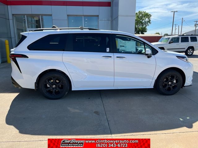 2026 Toyota Sienna Woodland Edition