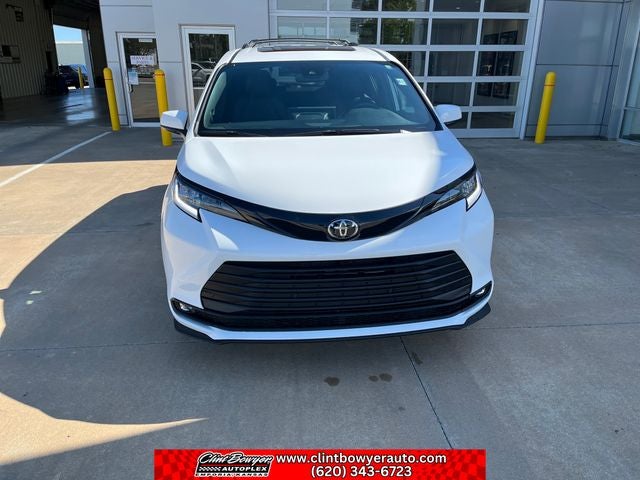 2026 Toyota Sienna Woodland Edition