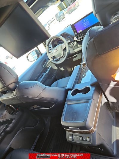 2026 Toyota Sienna Platinum