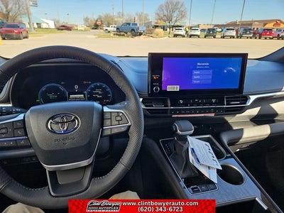 2026 Toyota Sienna Platinum