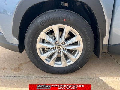 2026 Toyota Corolla Cross LE