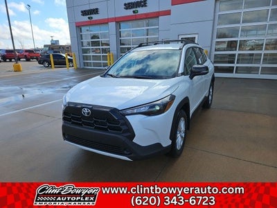 2026 Toyota Corolla Cross LE