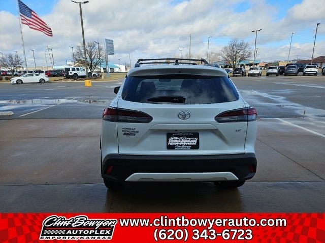 2026 Toyota Corolla Cross LE