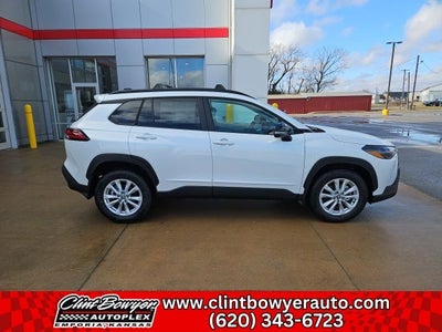 2026 Toyota Corolla Cross LE