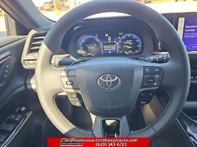 2026 Toyota Toyota Crown Signia XLE