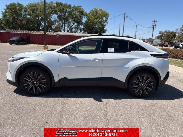 2026 Toyota C-HR XSE