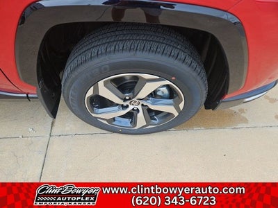 2025 Toyota RAV4 Plug-in Hybrid SE