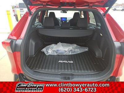 2025 Toyota RAV4 Plug-in Hybrid SE