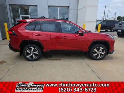 2025 Toyota RAV4 Plug-in Hybrid SE