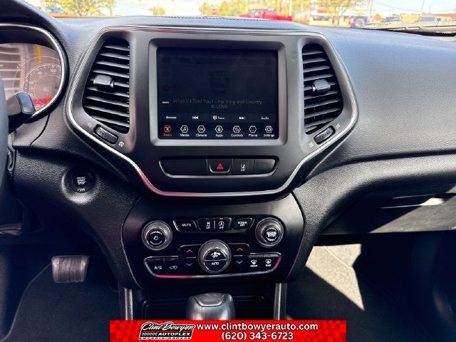 2022 Jeep Cherokee Latitude Lux