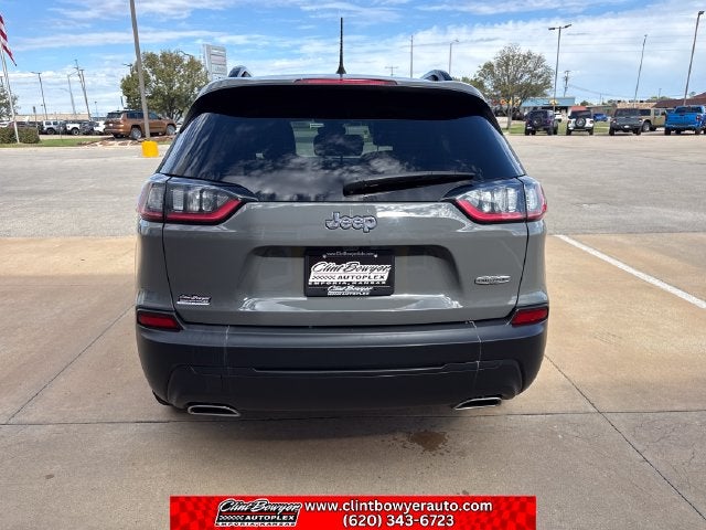 2022 Jeep Cherokee Latitude Lux