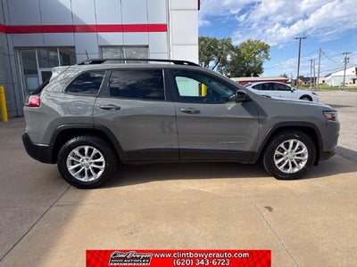 2022 Jeep Cherokee Latitude Lux