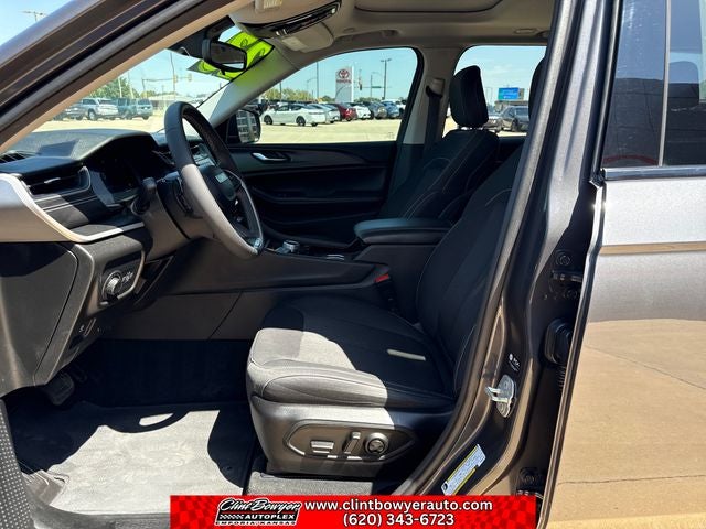 2023 Jeep Grand Cherokee Laredo