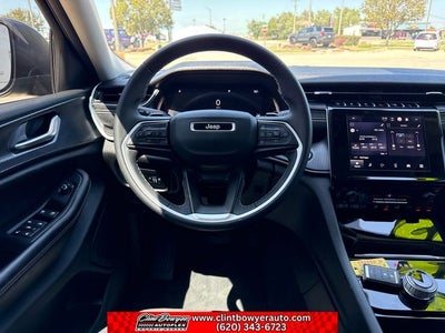 2023 Jeep Grand Cherokee Laredo