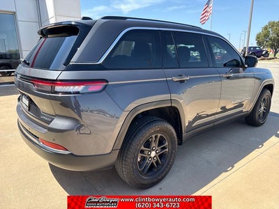 2023 Jeep Grand Cherokee Laredo