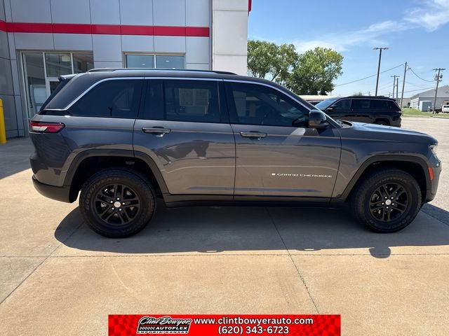 2023 Jeep Grand Cherokee Laredo