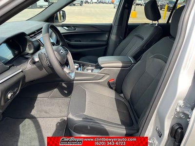 2026 Jeep Grand Cherokee Laredo