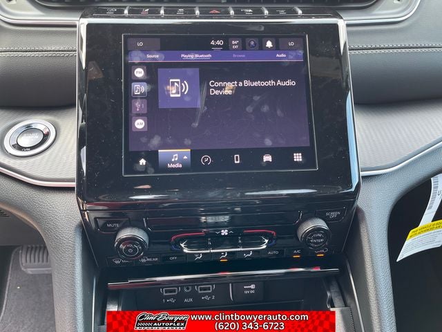 2026 Jeep Grand Cherokee Laredo