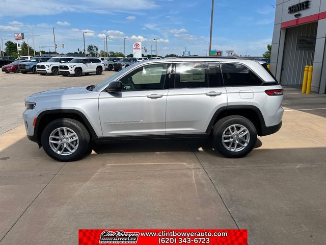 2026 Jeep Grand Cherokee Laredo