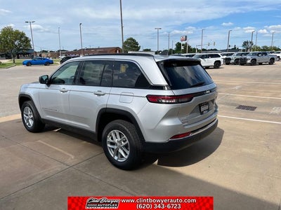 2026 Jeep Grand Cherokee Laredo