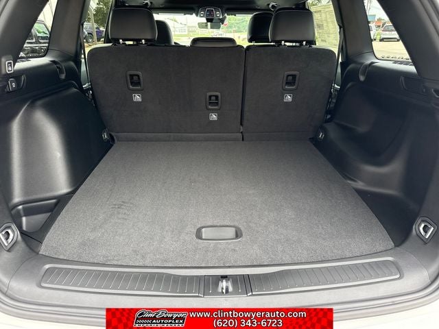 2026 Jeep Grand Cherokee Altitude