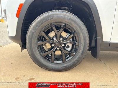 2026 Jeep Grand Cherokee Altitude