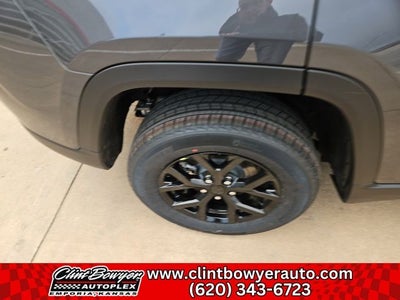 2026 Jeep Grand Cherokee Laredo