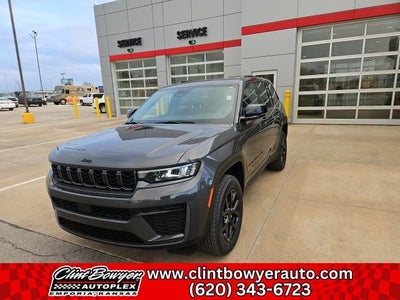2026 Jeep Grand Cherokee Laredo