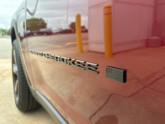 2024 Jeep Grand Cherokee Limited in Emporia, KS - Clint Bowyer Autoplex