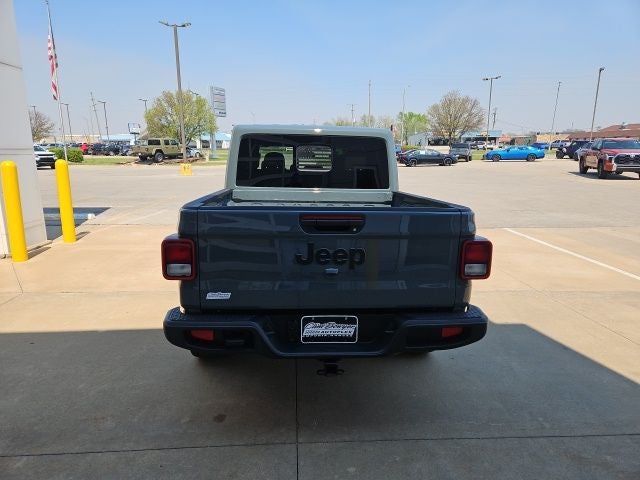 2025 Jeep Gladiator Nighthawk