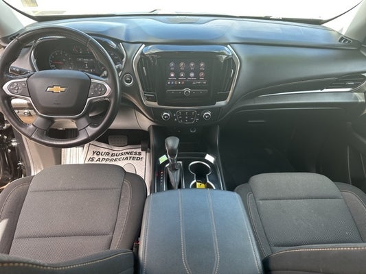 2021 Chevrolet Traverse LT Cloth w/2FL in Emporia, KS - Clint Bowyer Autoplex