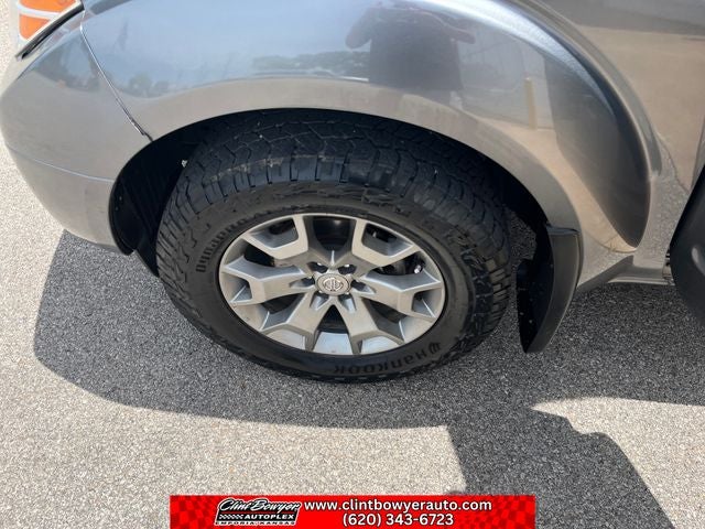 2021 Nissan Frontier SV