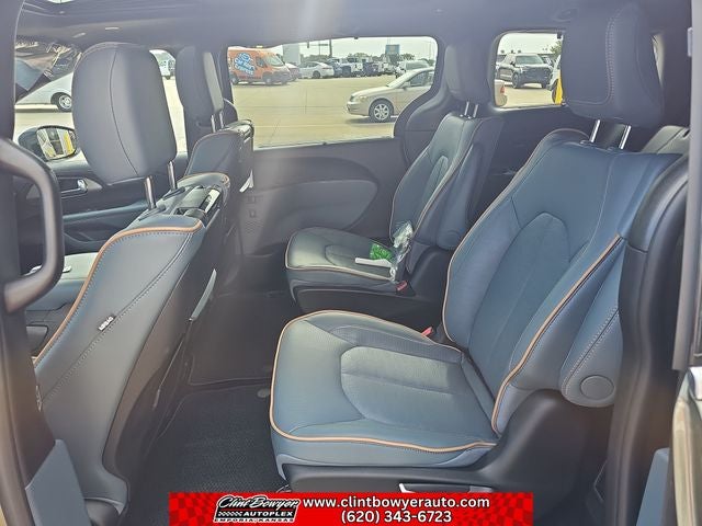 2027 Chrysler Pacifica Pinnacle