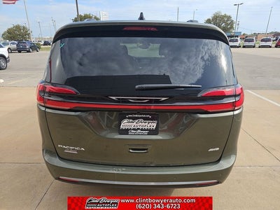 2027 Chrysler Pacifica Pinnacle
