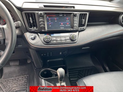 2017 Toyota RAV4 SE