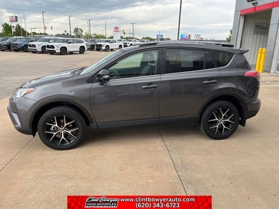 2017 Toyota RAV4 SE
