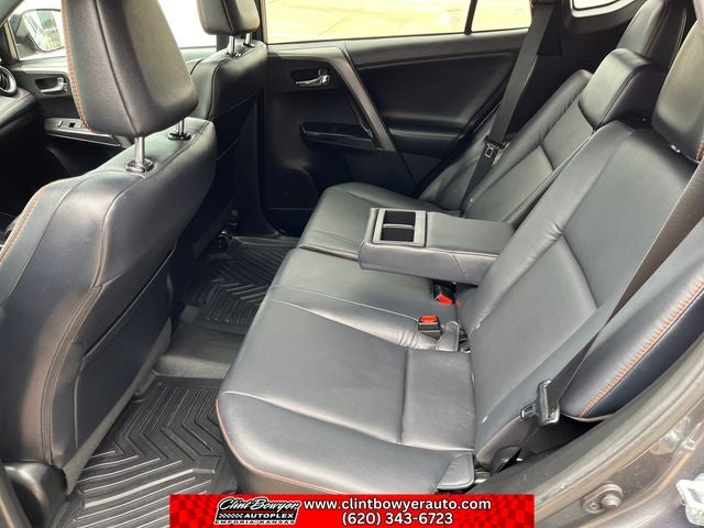 2017 Toyota RAV4 SE