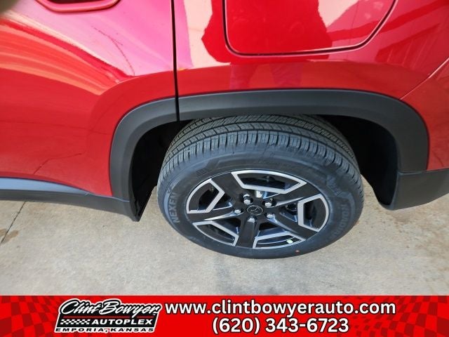 2026 Jeep Cherokee Laredo