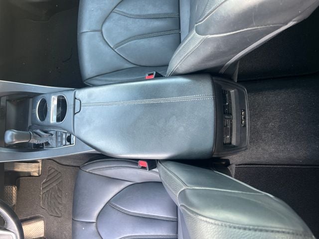 2019 Toyota Avalon Hybrid XLE Plus