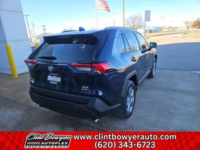 2025 Toyota RAV4 Hybrid XLE