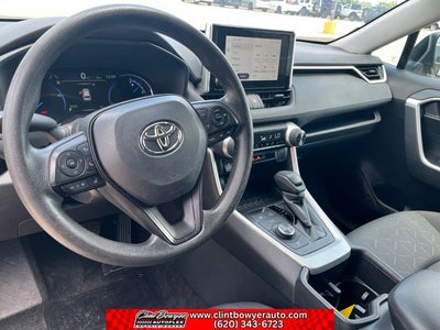 2025 Toyota RAV4 Hybrid XLE