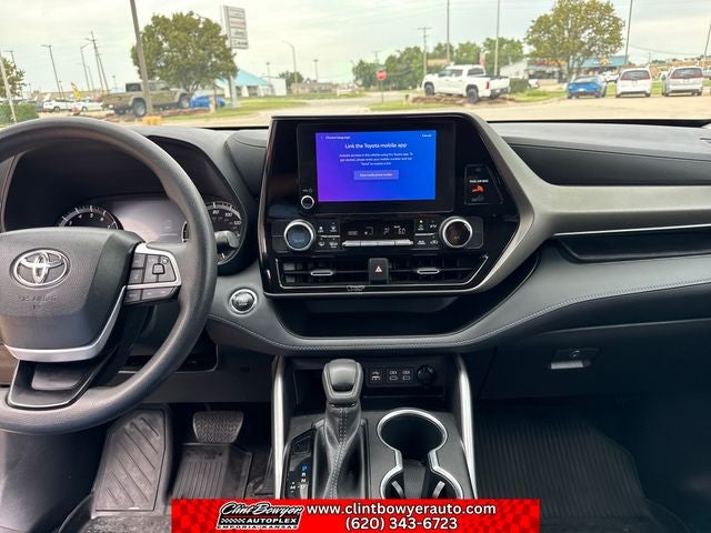 2023 Toyota Highlander L