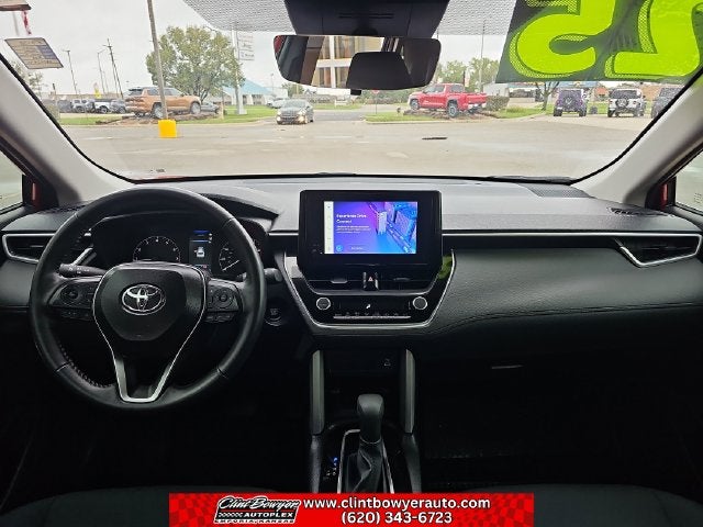 2025 Toyota Corolla Cross LE
