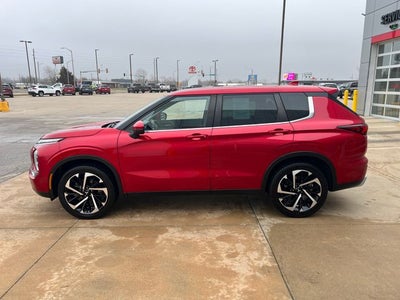 2023 Mitsubishi Outlander SE Special Edition