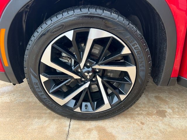 2023 Mitsubishi Outlander SE Special Edition