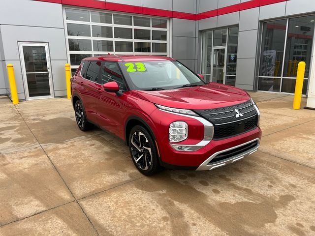 2023 Mitsubishi Outlander SE Special Edition