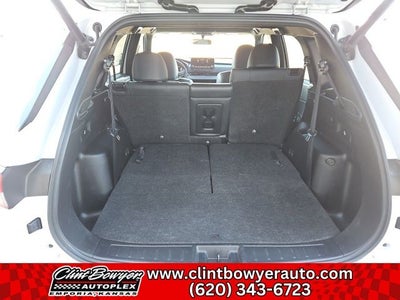 2024 Mitsubishi Outlander SE Black Edition w/Pano Roof