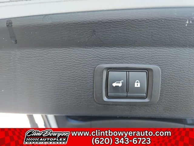 2024 Mitsubishi Outlander SE Black Edition w/Pano Roof