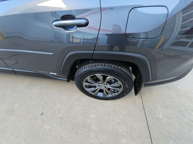 2022 Toyota RAV4 Hybrid XLE Premium