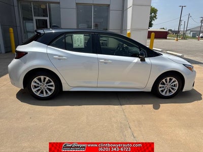 2024 Toyota Corolla Hatchback SE